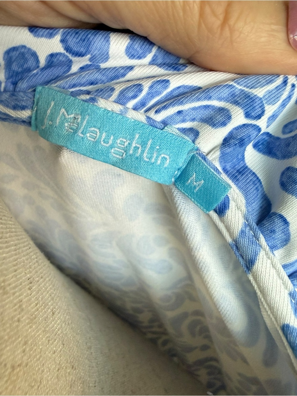 J McLaughlin Catalina Cloth Ruffle Neck Blue White Floral Top Size M - Picture 4 of 10